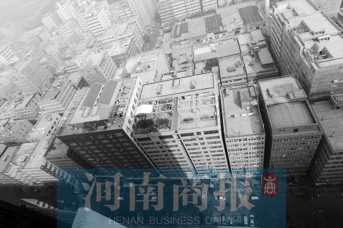 鳥瞰鄭州某城中村，密密麻麻全是樓 記者 鄧萬里/攝