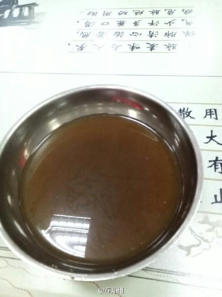 厲害了！鄭州一高校特制防霾湯劑免費發放給學生