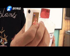 數以噸計的假名酒流向市場 記者臥底揭利益黑幕