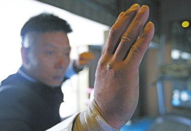 少林寺將辦無(wú)遮大會(huì) 鐵砂掌、二指禪等絕技現(xiàn)身