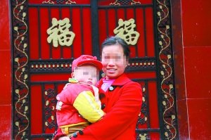 警方解救的被拐越南籍?huà)D女。