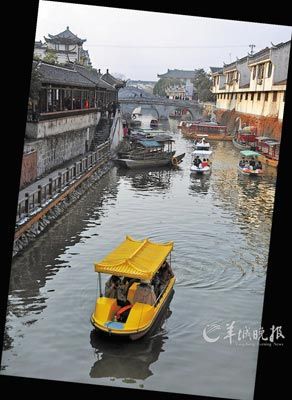 　　安徽省肥西縣三河古鎮(zhèn)被譽(yù)為“皖中江南水鄉(xiāng)”。