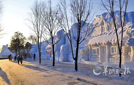 自然賜于雪的無垠，藝術給予雪的靈魂，人類創造雪的財富 王遠昌攝