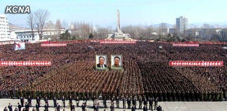朝鮮民眾稱，朝鮮軍民“將在任意時期、對任意對象隨意實(shí)施無止境的正義打擊，一定實(shí)現(xiàn)民族的夙愿祖國統(tǒng)一大業(yè)”。
