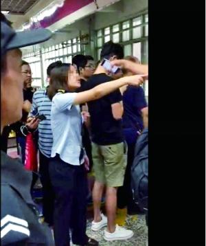 網傳北京地鐵工作人員與乘客對罵 地鐵致歉