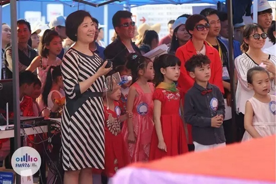 等等，這畫風轉(zhuǎn)變太快我不明白了，看見啥了突然這么高興？
