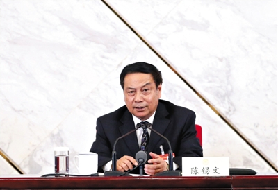 　全國政協委員、中央農村工作領導小組副組長陳錫文。