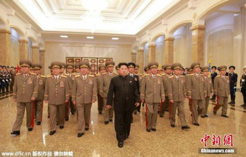 資料圖：朝鮮最高領導人金正恩此前參謁錦繡山太陽宮的情景。