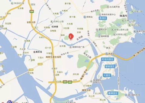 以此前的格力康樂園為例。在2005年，格力電器就已出資2億元，建立員工生活區——格力康樂園。該生活園區建筑面積達12萬平方米以上，可容納員工10000多人。后來，斥資4億的康樂園二期也已經投入使用。