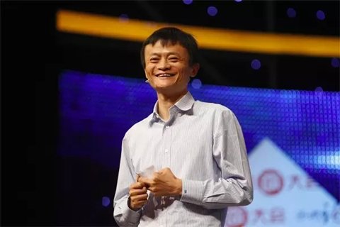 2011年8月17日，阿里巴巴集團宣布，將提供30億元無息貸款，幫助員工解決首次置業問題，每人最高可申請30萬元。此外，阿里巴巴還將投入5億元設教育基金，通過和教育機構共同辦學、與現有學校合作，解決員工子女入園、上學問題;向基層員工發放一次性的物價、子女教育補貼，預計總額超過4000萬元。