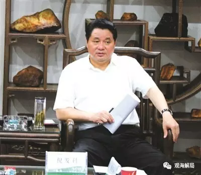 對于商人、老板的“雅贈”，倪發(fā)科從不拒絕