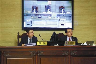 “小黃車”的商標所有人“數人公司”代理律師稱，“ofo小黃車”侵犯了“小黃車”的注冊商標。