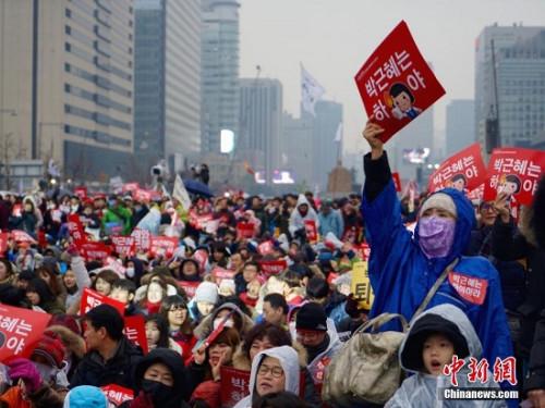 11月26日，韓國爆發(fā)“親信干政”事件后第五輪大規(guī)模集會。
