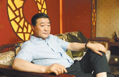 5月26日，張新明在北京接受新京報記者專訪時表示，在與華潤的合資公司中，他被“邊緣化”了，公司出現了