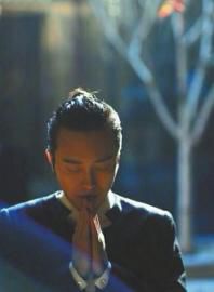 網傳李玉剛“出家”的照片。