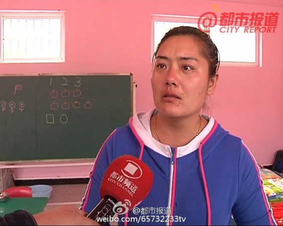 當事老師接受采訪時表示很委屈。