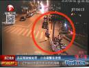 浙江臨安：無(wú)證駕駛被處罰 小伙砸警車(chē)泄憤